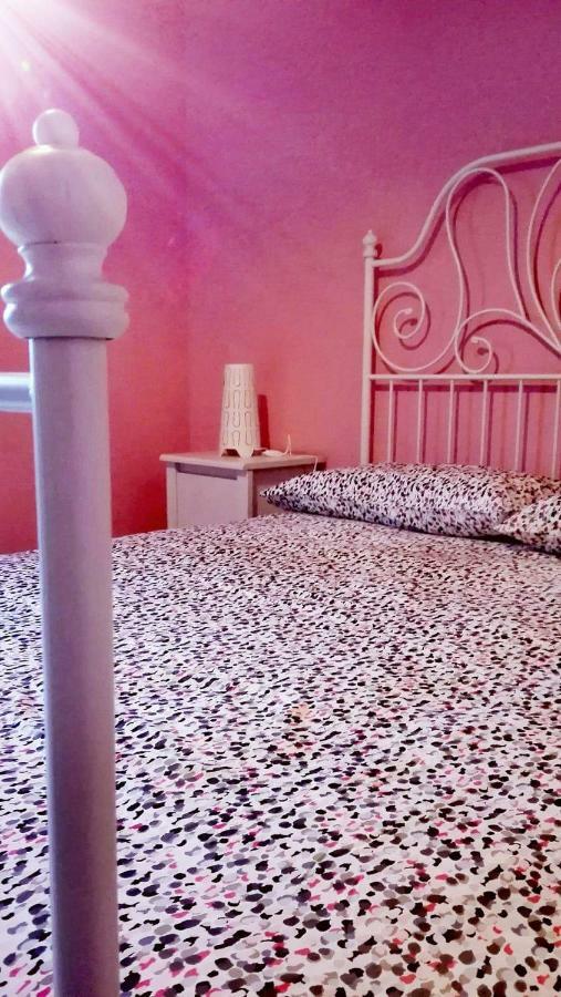 Tra MENTA e MELIGA Hotel Carignano  Bagian luar foto